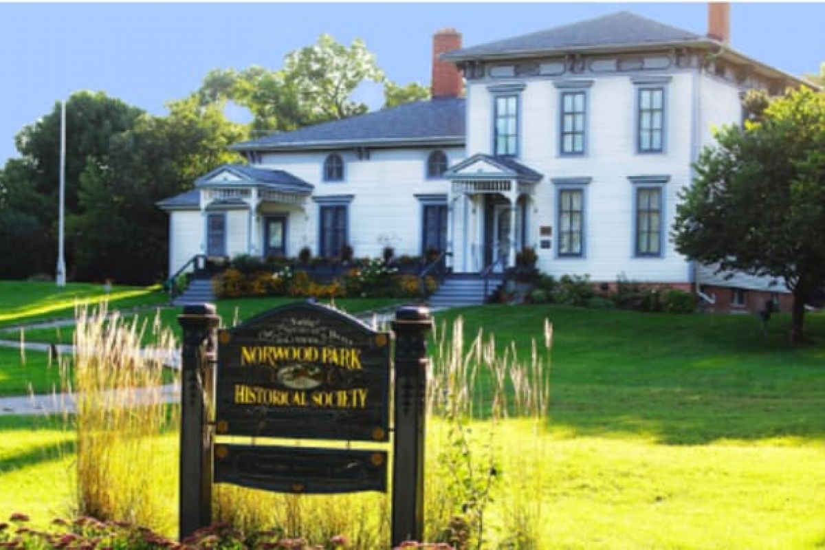 Optima Verdana luxury apartment with A historic white house, the Noble-Seymour-Crippen House, is the Oldest Building in Chicago and home to Norwood Park Historical Society.